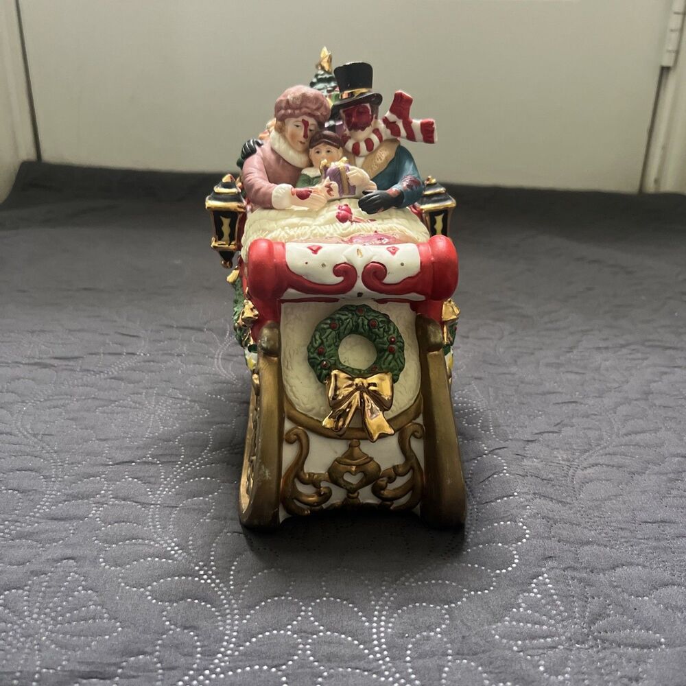 VTG Dickens Family Christmas Sled Wind Up Music Box Joy To The World Figurine
